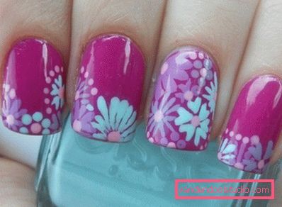 lila-modra nail art