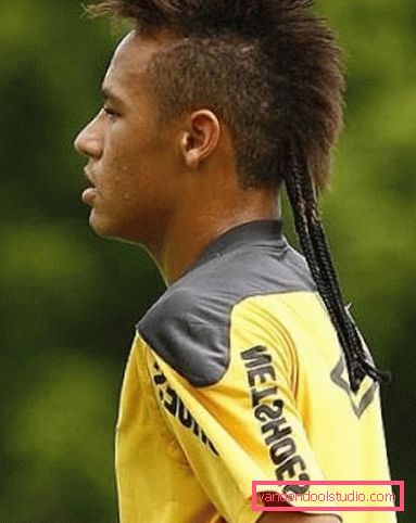 Mohawk frizuro Mohawk - pričeska za moške in ženske