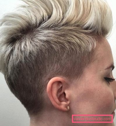 Mohawk frizuro Mohawk - pričeska za moške in ženske