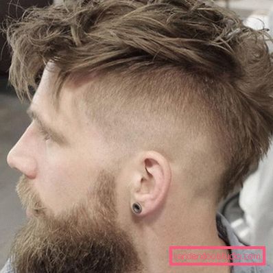 Mohawk frizuro Mohawk - pričeska za moške in ženske