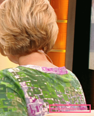 Yulia Menshovaya haircut - pogled od zadaj Kakšno je ime frizure Julije Menshove