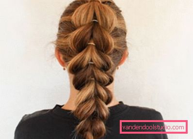Kako narediti frizuro v šoli Kako narediti frizuro v šolo z lastnimi rokami - enostavno styling za najstnice v 5 minutah