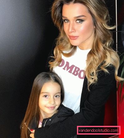 Frizura z brado Kaj je zdaj frizura Xenia Borodina - voditeljica fotografskega stila