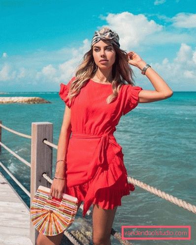 Najlepše poletne obleke in sundresses 2019-2020 leto