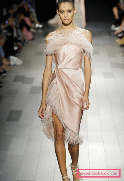 Najlepše poletne obleke in sundresses 2019-2020 leto