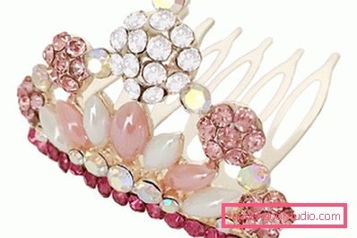 Pričeske s tiarico za dekleta - top 10 styling s krono