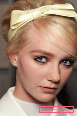 Stilske pričeske Hairstyles