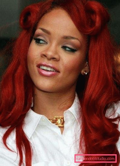 Najbolj spektakularne odbitke Rihanna