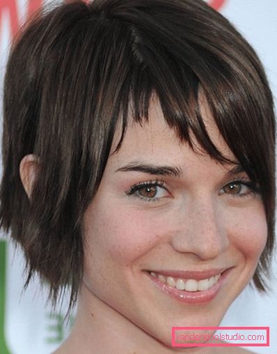 moda šiška 2018 Najbolj modna bangs 2019 - odbitki z Šiška za dolgo