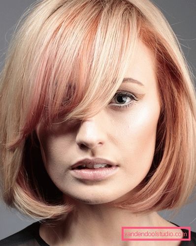 Najbolj modna barva za rezanje las za temne in blond lase