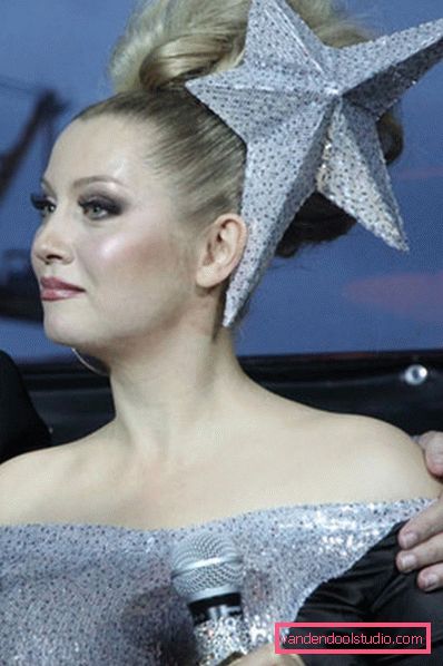Lena Lenina je čudovita pričeska