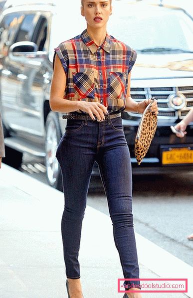 Moderna Pepelka Jessica Alba