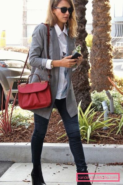 Moderna Pepelka Jessica Alba