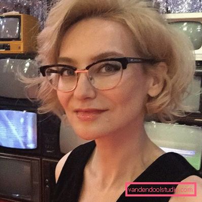 Elegantna frizura Evelina Khromchenko