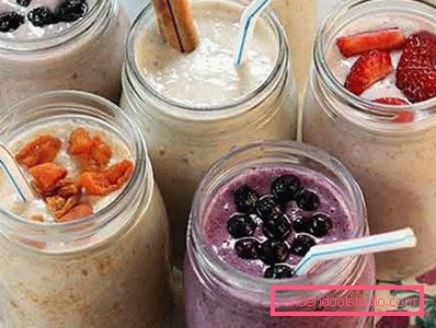 smoothie v kozarcih smoothie v kozarcih